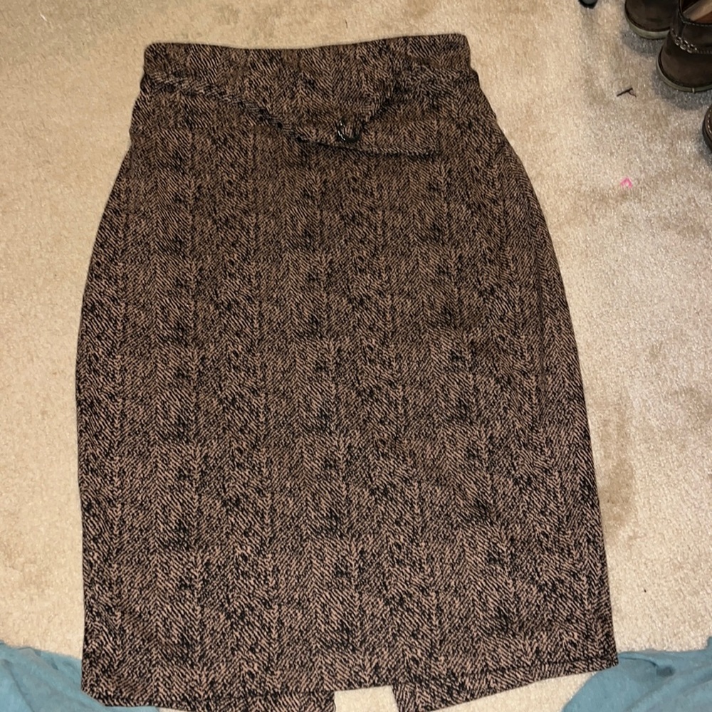 EXPRESS belted pencil skirt!